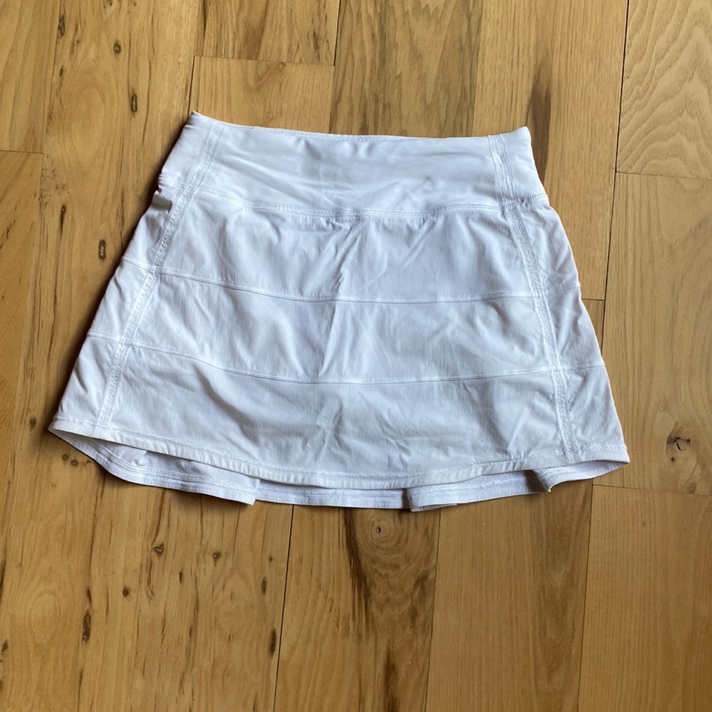 Lululemon Pace Rival skirt, white, size 0